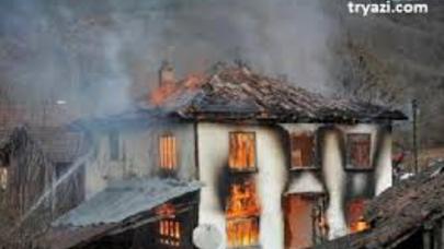 Göygöldə 8 otaqlı ev yanıb